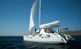 Lagoon 380 S2 - 4 + 2 cab.