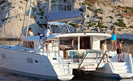 Lagoon 400 S2 - 4 + 2 cab.