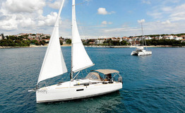 Sun Odyssey 349 - 2 cab.