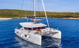 Lagoon 42 - 4 + 2 cab.