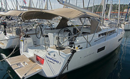 Sun Odyssey 440