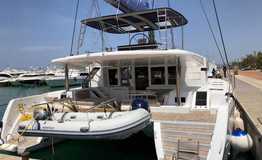 Lagoon 52 F - 6 + 2 cab.