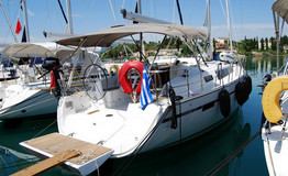 Bavaria Cruiser 37