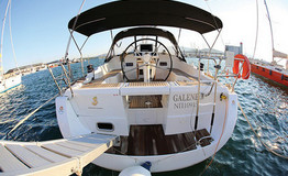 Oceanis 37