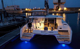 Lagoon 42 - 4 + 2 cab.