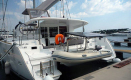 Lagoon 400 S2 - 4 + 2 cab.