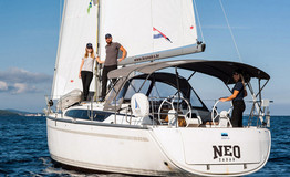 Bavaria Cruiser 34 Style - 3 cab.