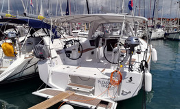 Oceanis 38.1