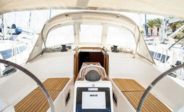 Bavaria Cruiser 37