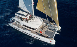 Lagoon Seventy 7