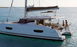 Fountaine Pajot Lucia 40