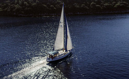 Bavaria 44