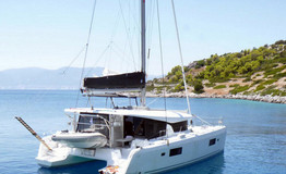 Lagoon 42 - 4 + 2 cab.