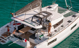 Lagoon 40 - 4 + 2 cab