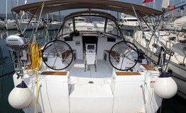 Sun Odyssey 449