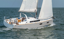 Oceanis 38