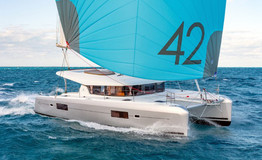 Lagoon 42 