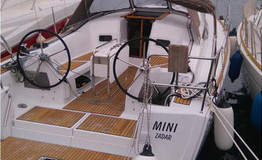 Sun Odyssey 349