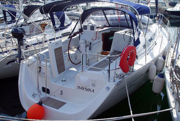 Oceanis Clipper 343, Kos