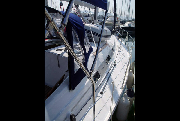 Oceanis Clipper 343, Kos