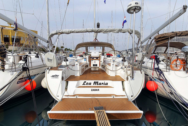 Bavaria Cruiser 50, Jezera