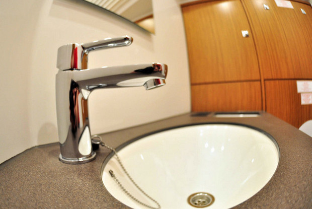 Bavaria  C42, Tourlos