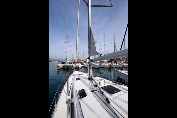 Bavaria 43 Cruiser, Jezera