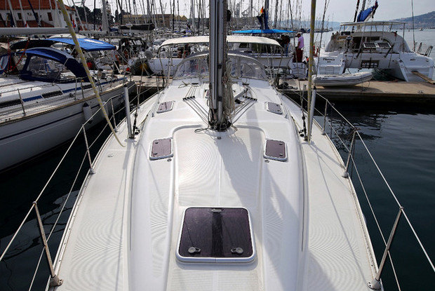 Bavaria 43 Cruiser, Jezera