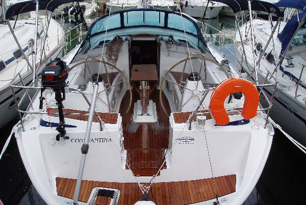 Bavaria 43 Cruiser, Kos