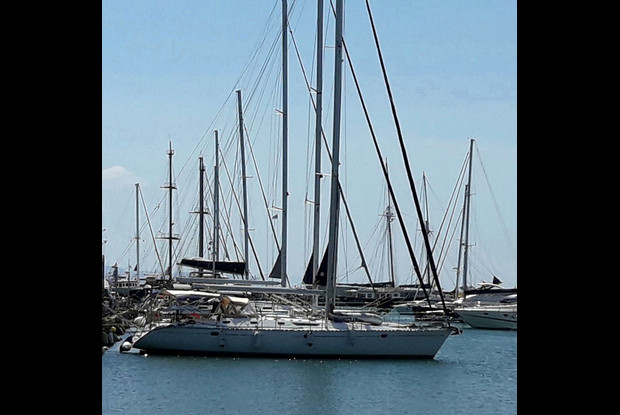Sun Odyssey 52.2, Alimos