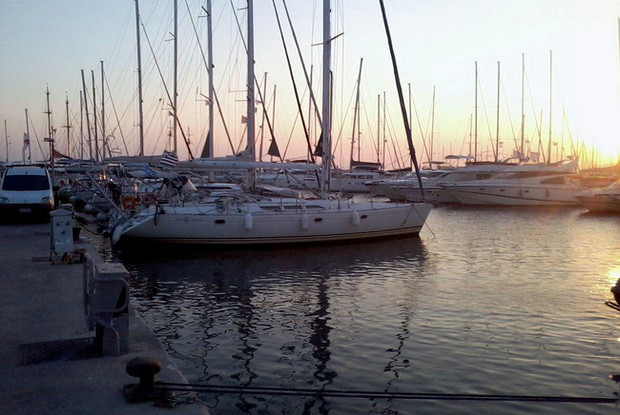 Sun Odyssey 47, Alimos