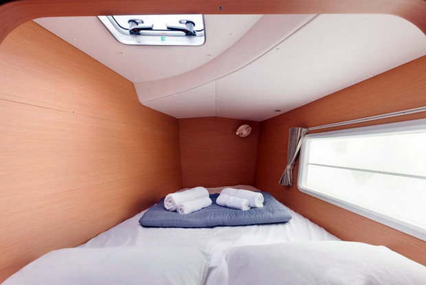 Lagoon 380 S2 - 4 + 2 cab., Preveza