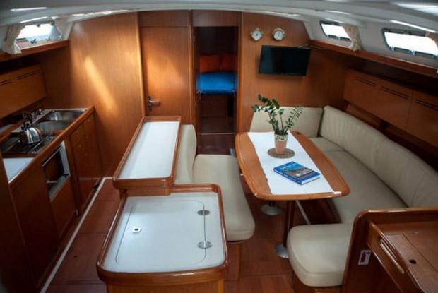 Cyclades 50.5 - 5 + 1 cab., Alimos