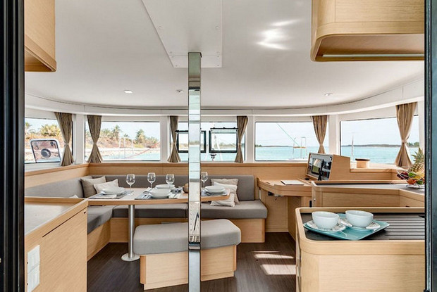 Lagoon 42 - 4 + 2 cab., Šibenik