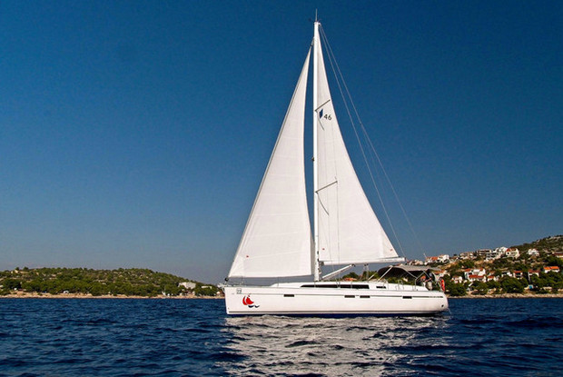 Bavaria Cruiser 46 - 4 cab., Murter