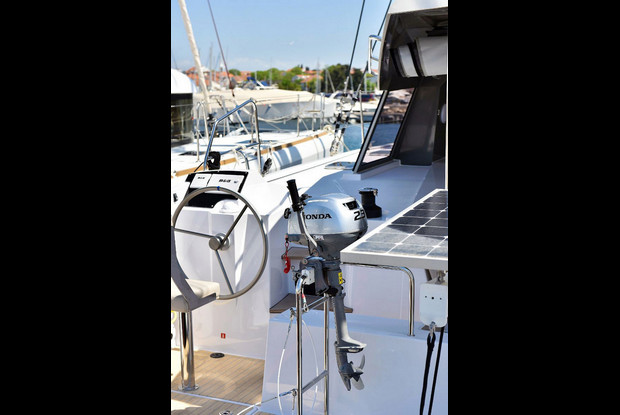 Nautitech 40 open NEW - 4 + 2 cab., Murter