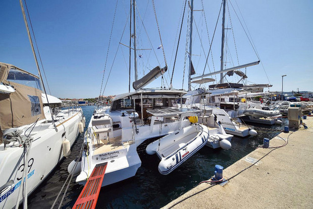 Nautitech 40 open NEW - 4 + 2 cab., Murter