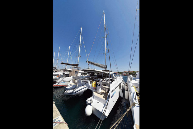 Nautitech 40 open NEW - 4 + 2 cab., Murter