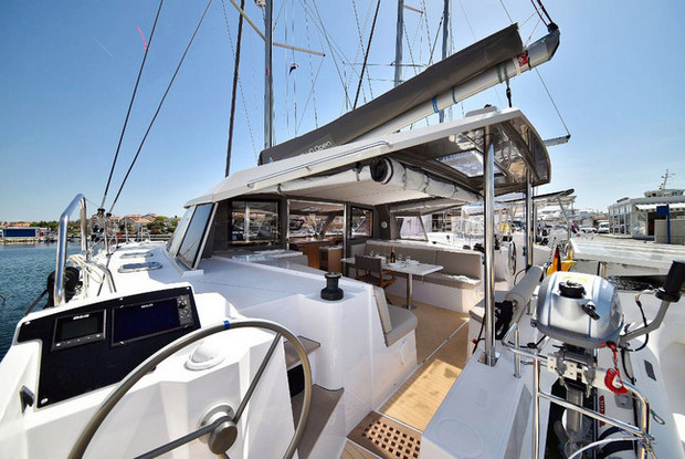 Nautitech 40 open NEW - 4 + 2 cab., Murter