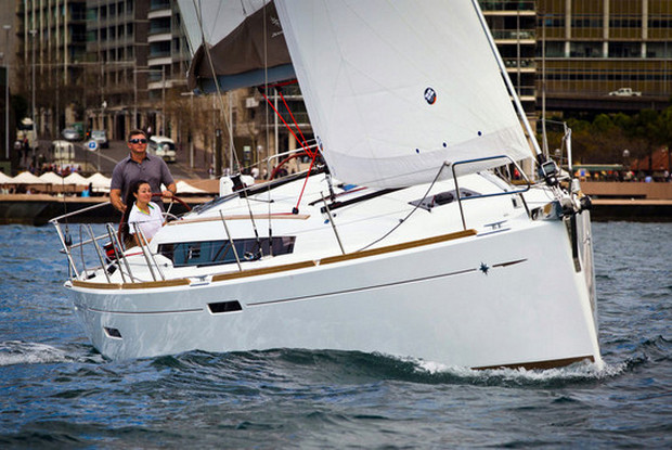 Sun Odyssey 389, Pula