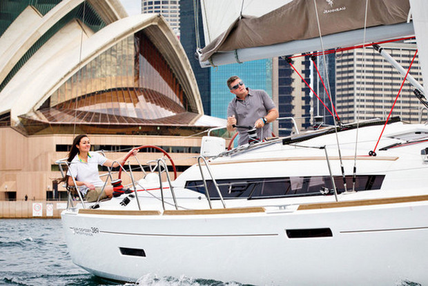 Sun Odyssey 389, Pula