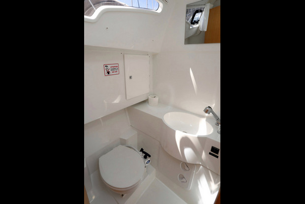 Sun Odyssey 319, Pula