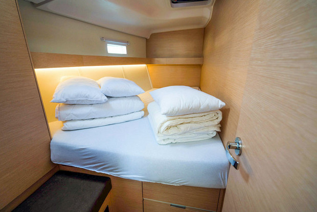 Elan Impression 50 - 5 + 1 cab., Biograd na Moru