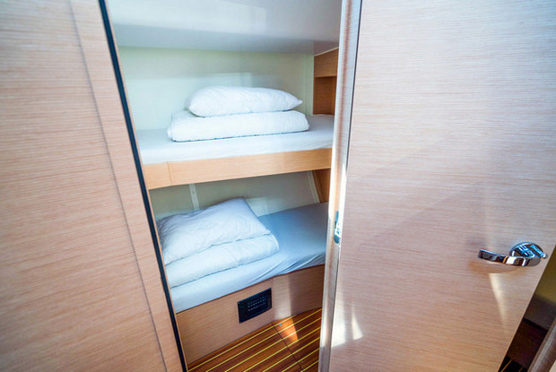 Elan Impression 50 - 5 + 1 cab., Biograd na Moru