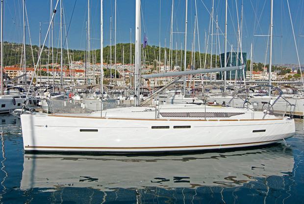 Sun Odyssey 419 - 3 cab., Split