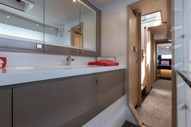 Fountaine Pajot Saona 47, Kaštela-Split