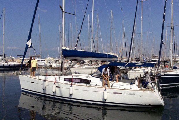 Oceanis 43, Alimos