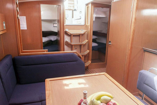 Bavaria Cruiser 40, Alimos