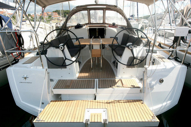 Sun Odyssey 349 - 2 cab., Pula