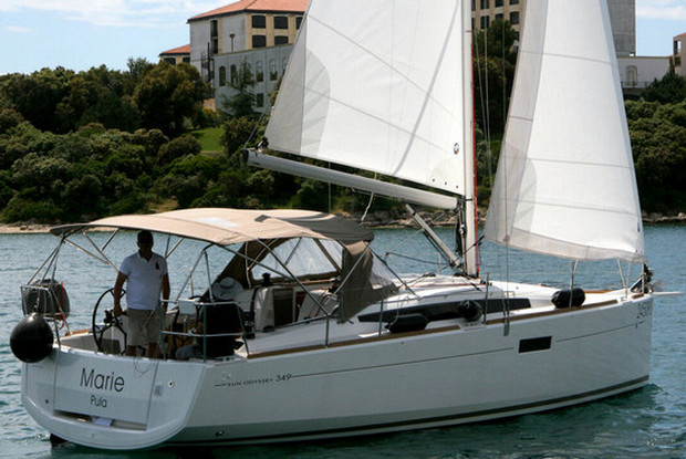 Sun Odyssey 349 - 2 cab., Pula